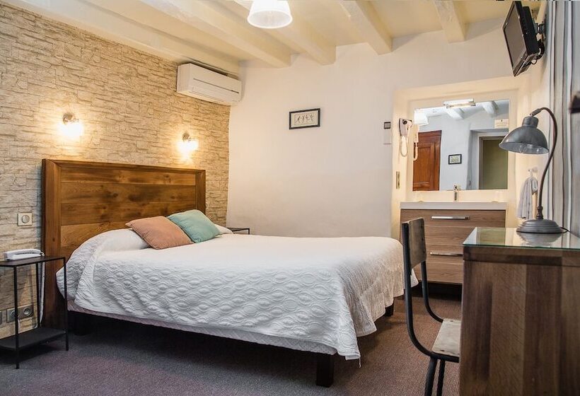 Номер Economy, Logis Hotel Erreguina