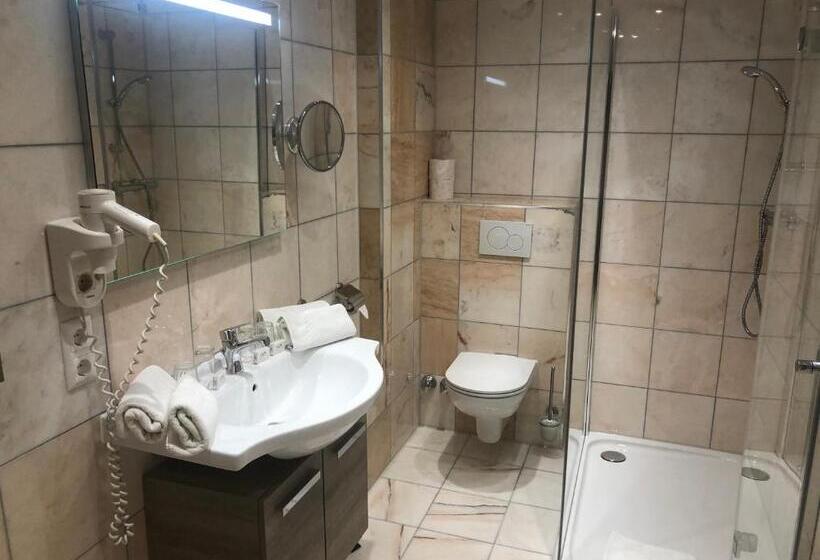 Апартаменты 2 Спальни, Apartments Margarethenbad