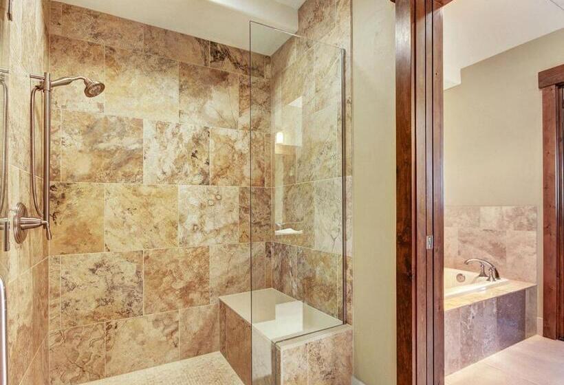Апартаменты 3 Спальни, One Ski Hill Place