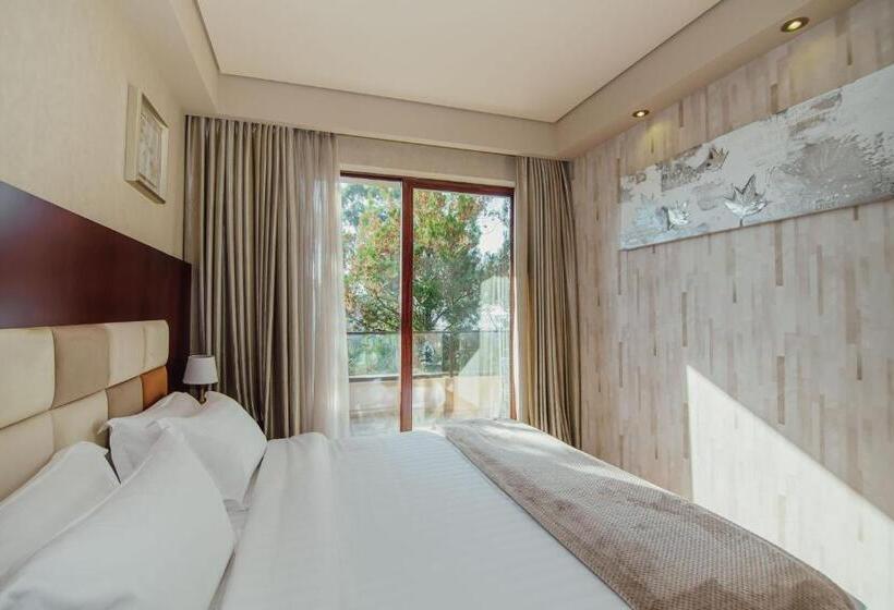 استودیوی استاندارد, Dreamland Oasis Apart