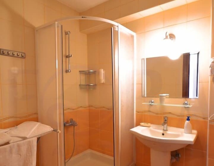 آپارتمان اکونومی 1 خوابه, Fora Apart