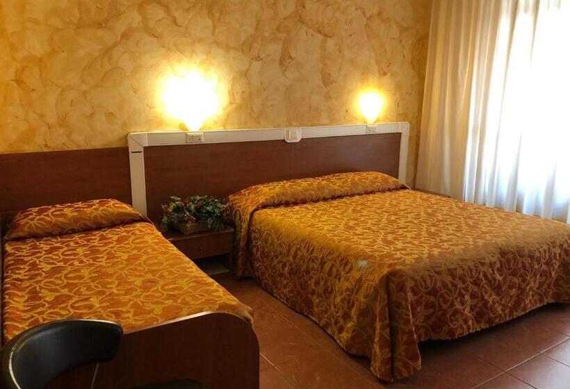 Quarto Triplo Estandar, Eden