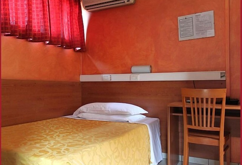 Quarto Estandar Individual, Eden