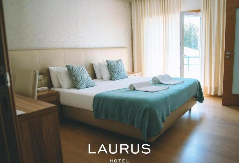 Номер Superior, Laurus