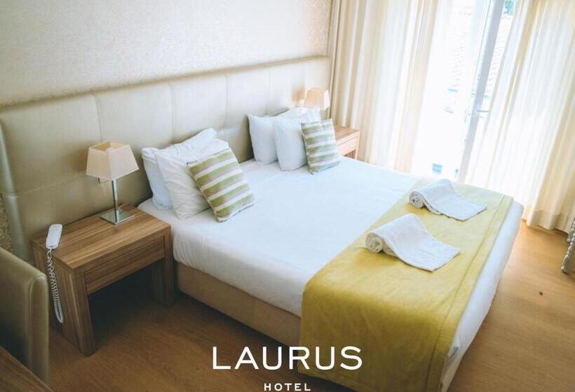 Номер Superior, Laurus