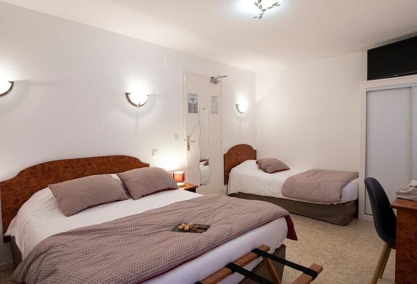 Номер Стандарт Трехместный, Logis Chez Germaine