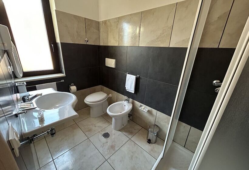سوئیت 2 خوابه, Resort Park Village