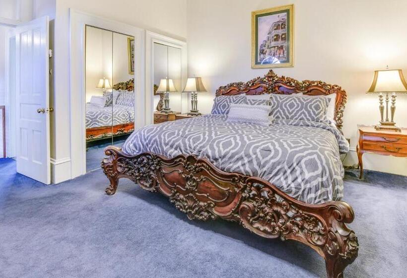 1 Bedroom Apartment, Chateau Orleans