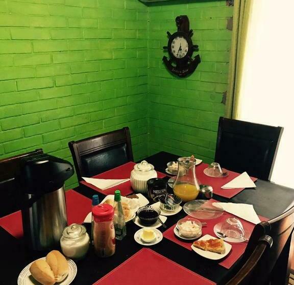 اتاق استاندارد, Hostal Plaza Maule Express