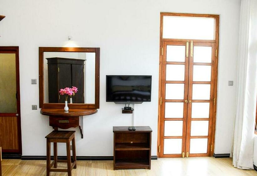اتاق لوکس, White House Hotel Mirissa
