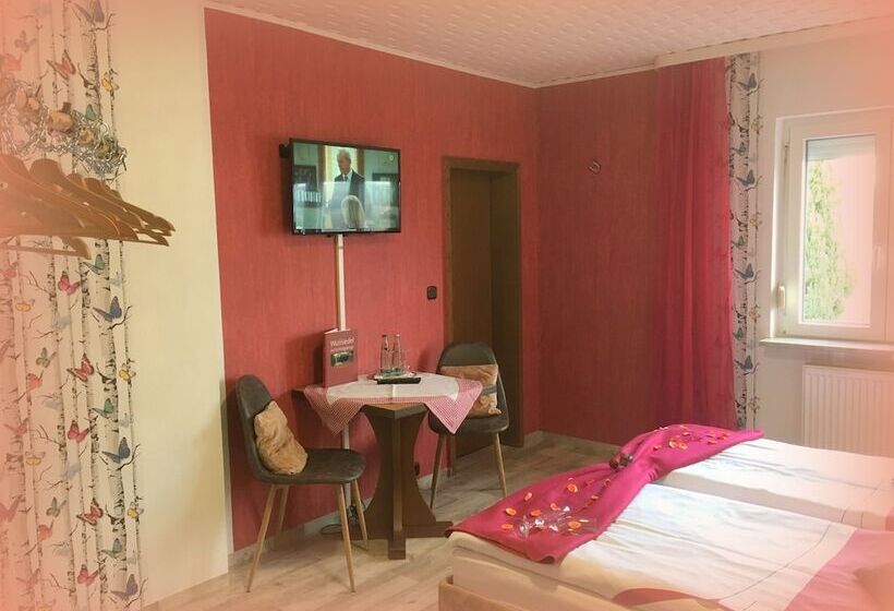 Номер Стандарт, Antjes Schmankerlhotel Und Restaurant