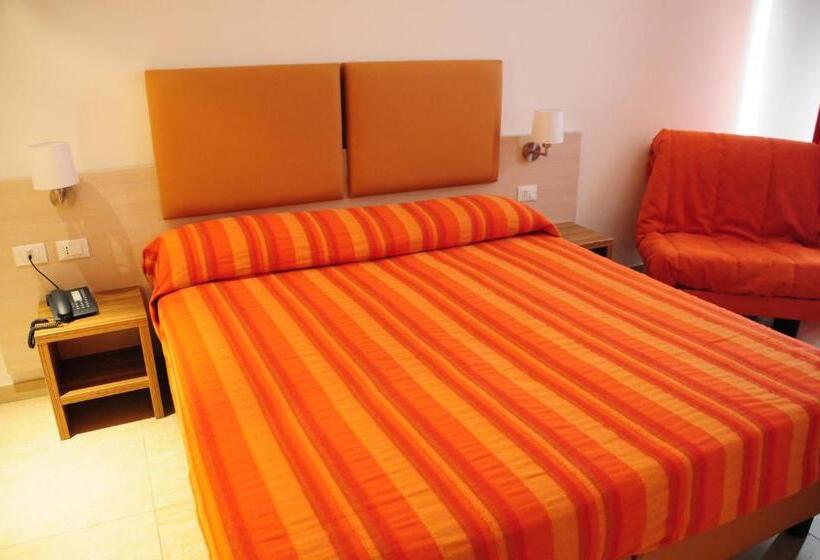 اتاق استاندارد, Club Village & Hotel Spiaggia Romea