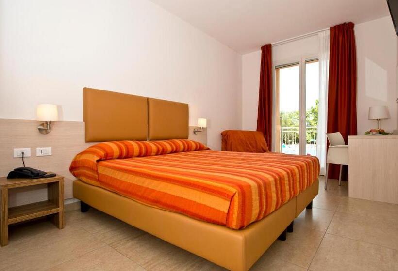 Quarto Estandar, Club Village & Hotel Spiaggia Romea