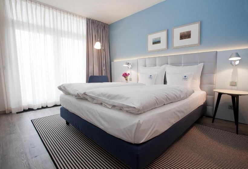 Standard Room with Balcony Side Sea View, Am Meer & Spa