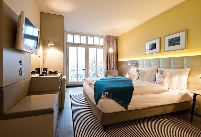 Standard Room with Balcony Side Sea View, Am Meer & Spa