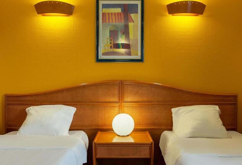 Номер Стандарт, B&B HOTEL Strasbourg Nord Mundolsheim