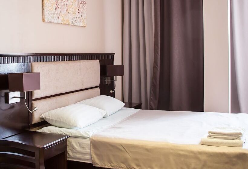 Quarto Estandar, Guru