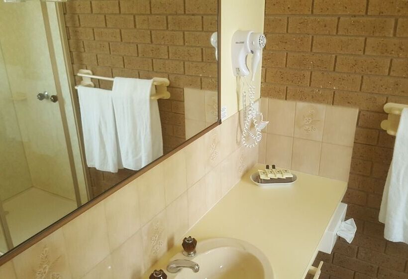 패밀리 룸, Hepburn Springs Motor Inn