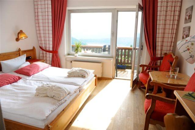 Номер Стандарт Трехместный, Belvedere   Das Bio Hotel Garni & Suitehotel Am Edersee ! Unser Geschenk Für Sie, Auch Die Gästecard