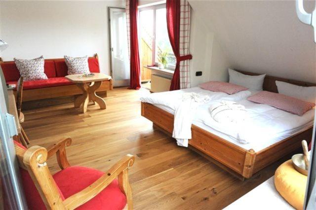 Номер Стандарт Вид на Озеро, Belvedere   Das Bio Hotel Garni & Suitehotel Am Edersee ! Unser Geschenk Für Sie, Auch Die Gästecard
