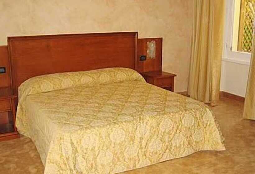 غرفة قياسية مطلة على الجبل, Albergo Ristorante Montebaldo