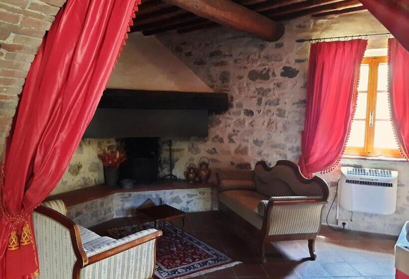 جناح, Borgo Livernano