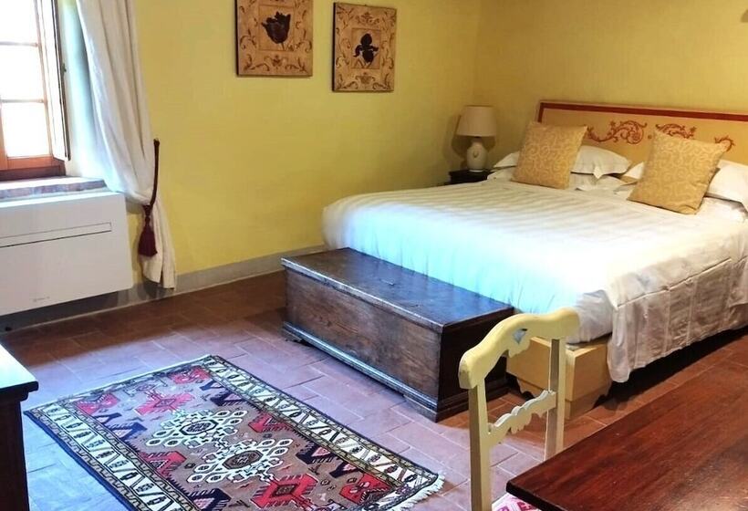غرفة سوبيريور, Borgo Livernano