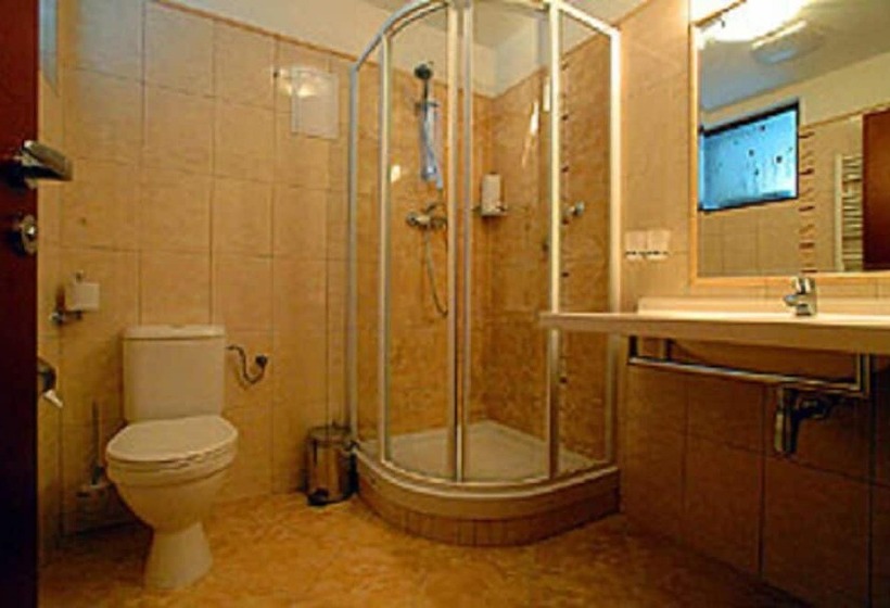 Habitación Estándar Individual, Komorni Hurka
