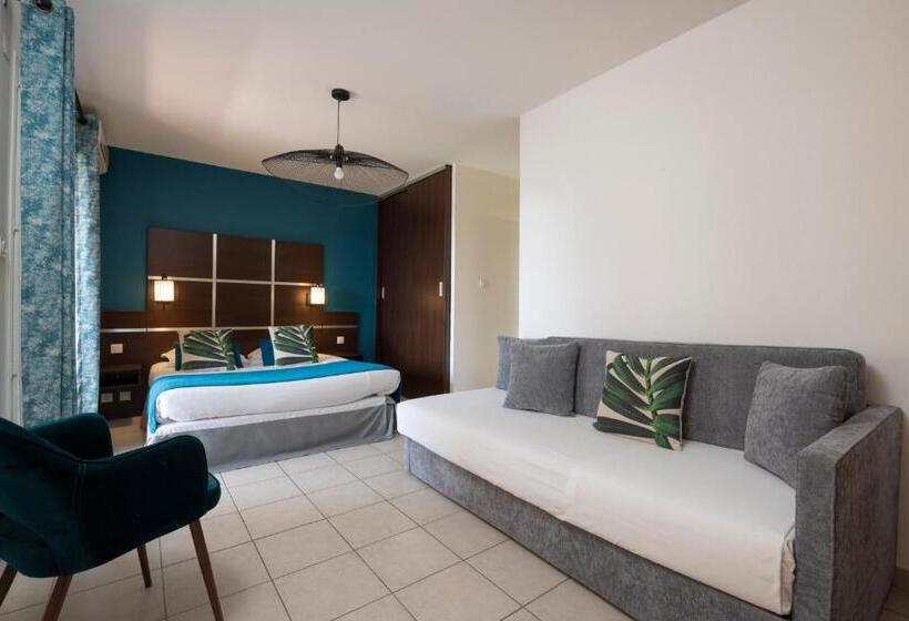Четырехместный Номер Стандарт, The Originals City, Hôtel Côté Sud, Marseille Est