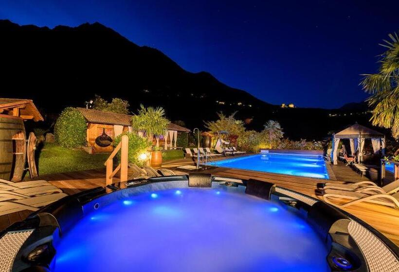 Полулюкс, Ruster Resort