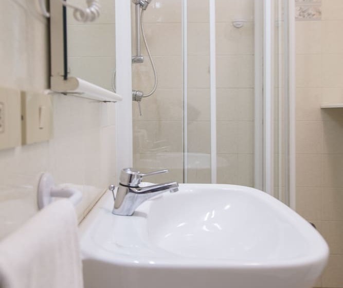 4 Bett Standardzimmer, Villa Maria