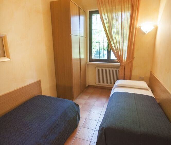 اتاق استاندارد با چشم‌انداز باغ, Villa Maria