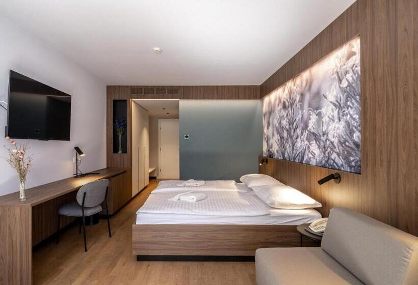 اتاق لوکس با چشم‌انداز دریا, Villa Rosetta