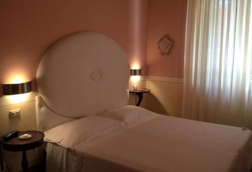 スタンダードルーム, Il Rondò Boutique