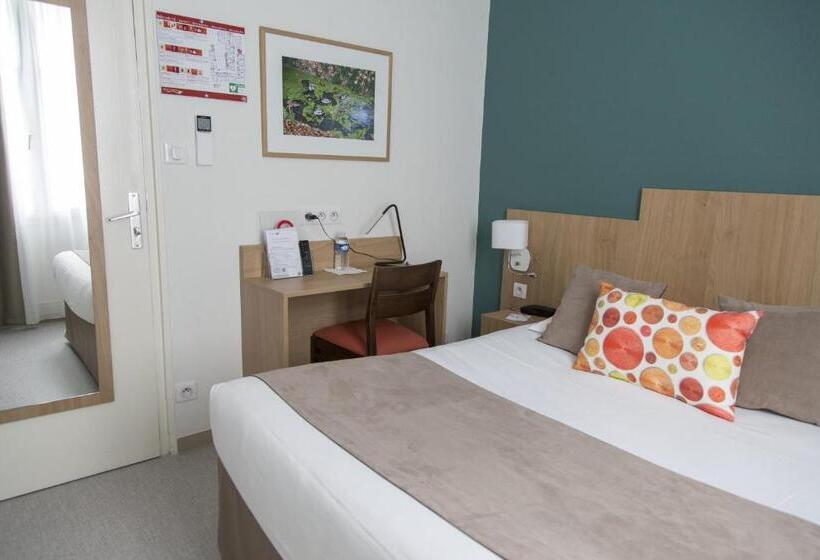 Номер Basic, Logis Hôtel Restaurant Chaptal, Amboise