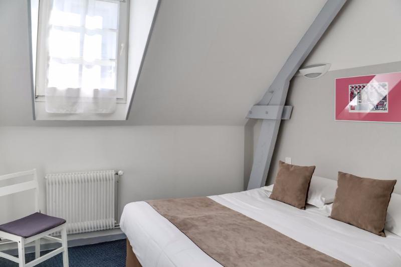 Номер Стандарт, Logis Hôtel Restaurant Chaptal, Amboise