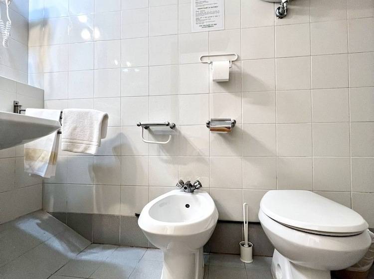 اتاق استاندارد یک نفره, Piccolo Hotel Etruria
