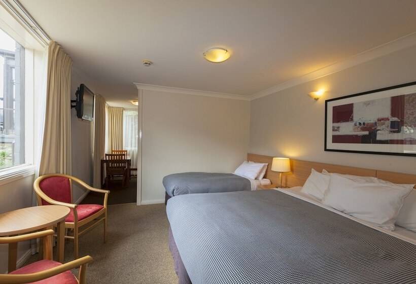 스탠다드 트리플 룸, The Denman Hotel In Thredbo