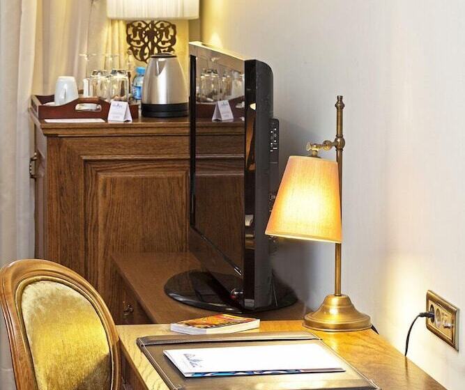 Deluxe Room, Celine Hotel   Ottoman Mansion