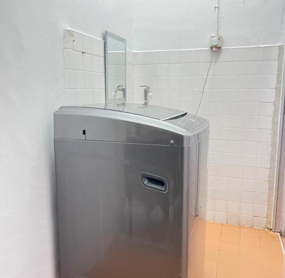 Номер Economy, Jiaxin Dormitory   Puteri Wangsa 家馨旅舍