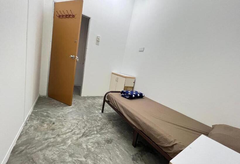 Номер Стандарт Индивидуальный Совместная Ванная, Jiaxin Dormitory   Puteri Wangsa 家馨旅舍