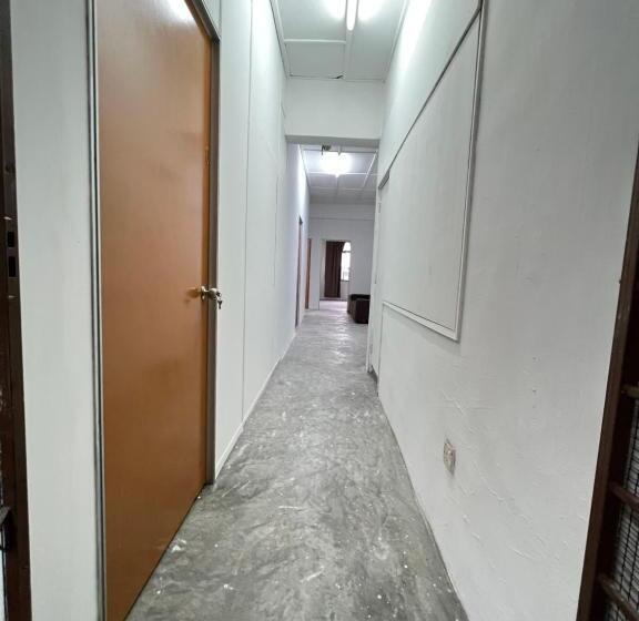 Трехместный Номер Стандарт Совместная Ванная, Jiaxin Dormitory   Puteri Wangsa 家馨旅舍
