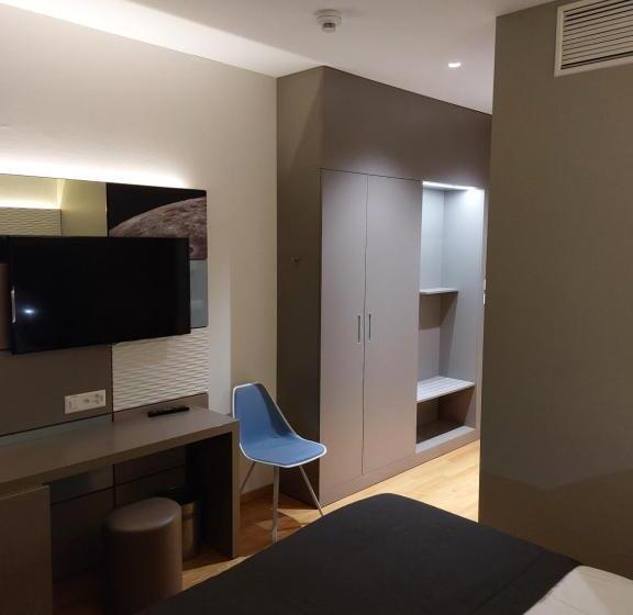 اتاق لوکس, B&b Hotel Lausanne Crissier