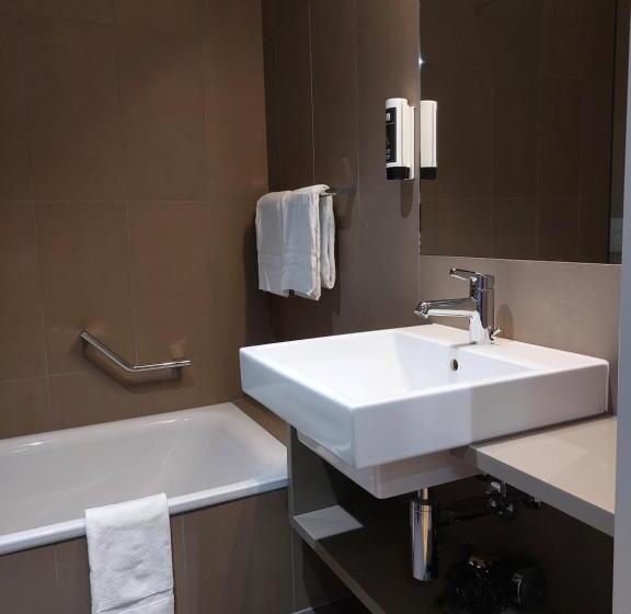 اتاق لوکس, B&b Hotel Lausanne Crissier