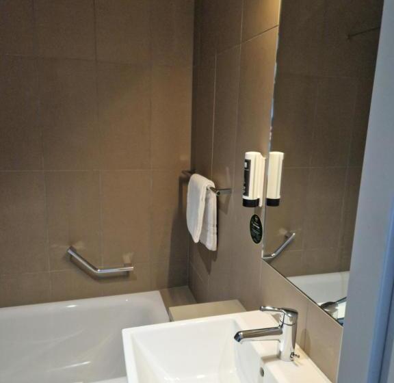 اتاق خانوادگی, B&b Hotel Lausanne Crissier