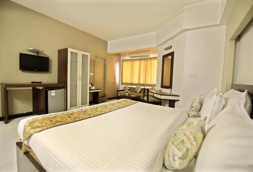 Quarto Superior, Ashish Palace