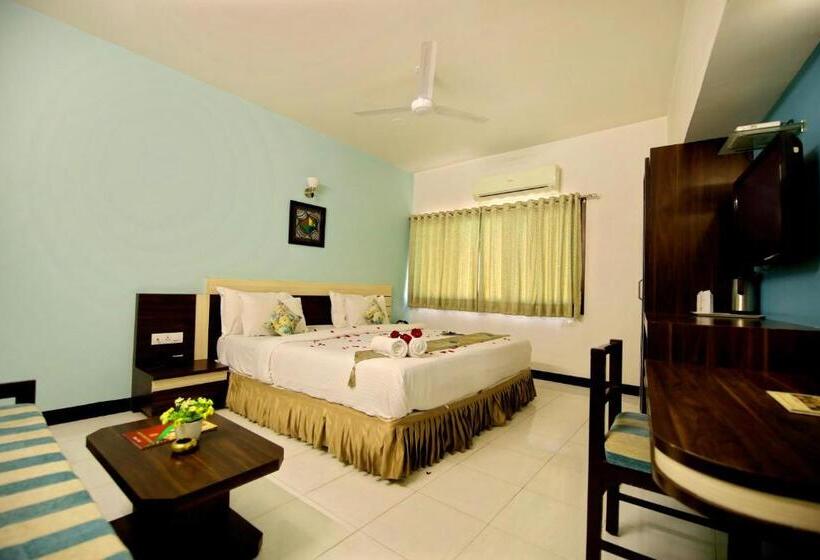 Quarto Superior, Ashish Palace