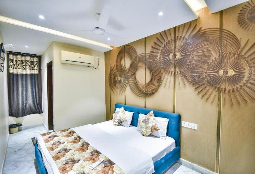 Номер Deluxe, Singh International, Amritsar