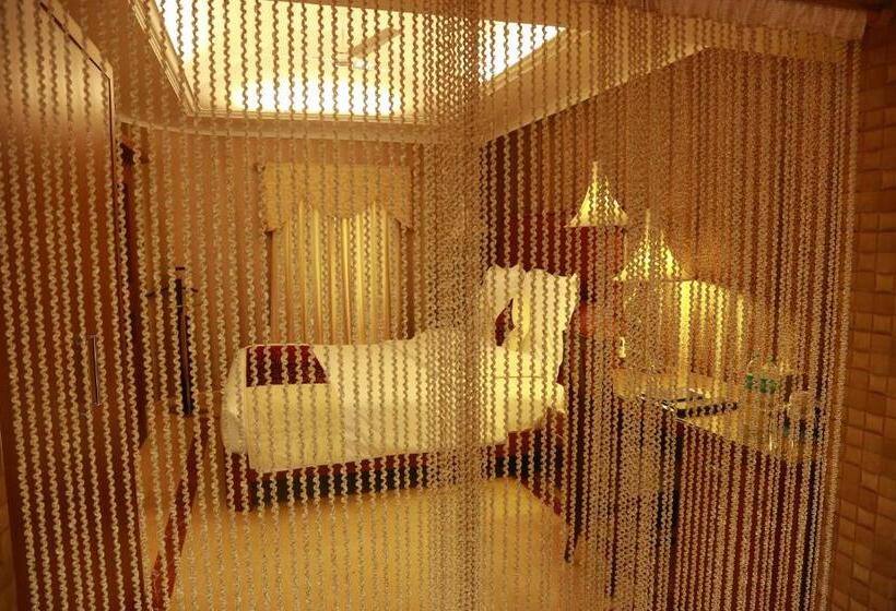 Suite with Pool, Saj Earth Resort & Convention Center , Kochi