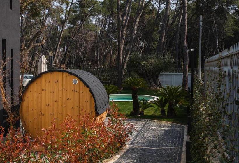 اتاق استاندارد با چشم‌انداز استخر, Luxury B&b La Riserva Dannunziana